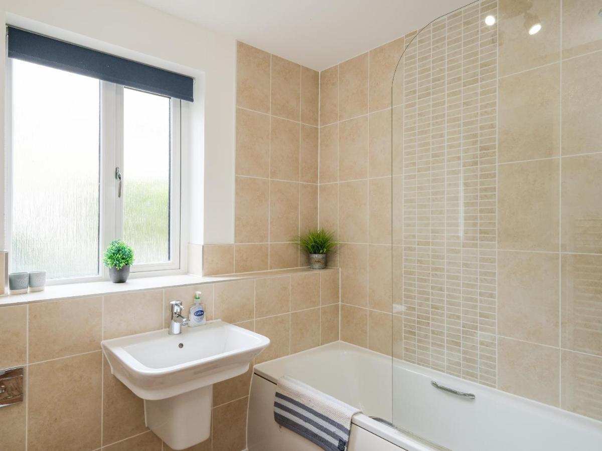 Apartamento Stone'S Throw Charlestown  Exterior foto